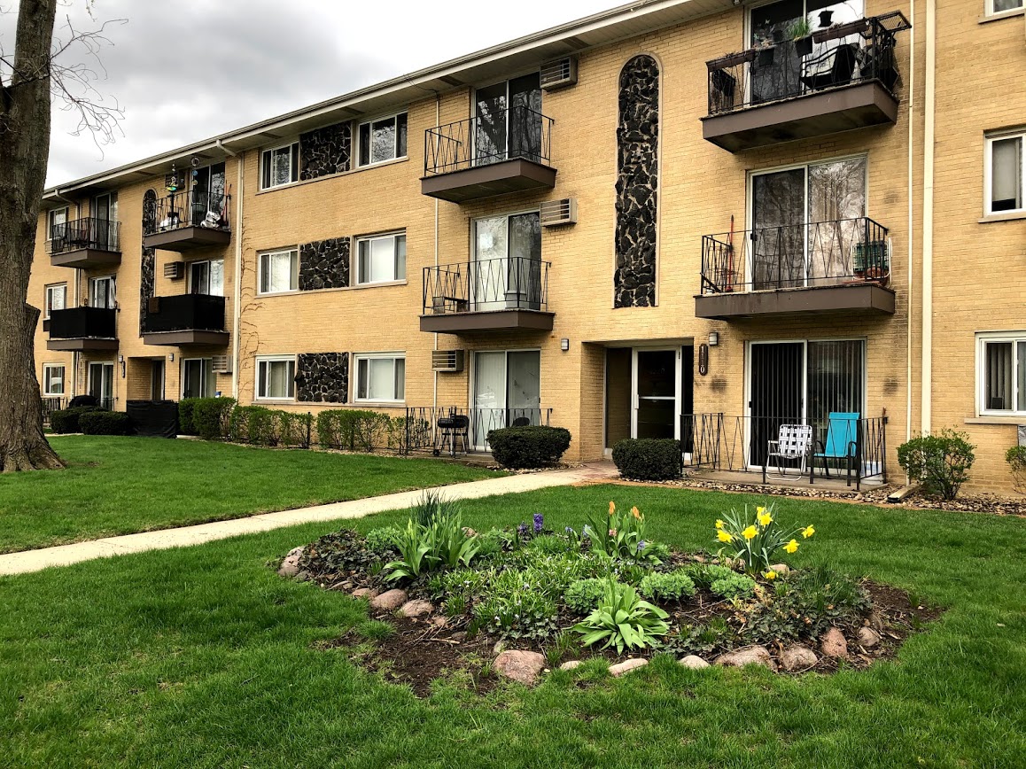 Spring time at Lorraine Court Apartments, Wheaton