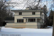 Frank Lloyd Wright architecture in Glencoe, Illinois on McNees.org/wrightsite