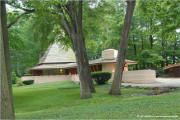 Frank Lloyd Wright architecture - Dr. & Mrs. Richard Davis House in Marion, Indiana