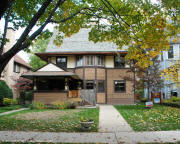 Frank Lloyd Wright's Harry C Goodrich House - 534 East Ave. Oak Park, IL - 1895