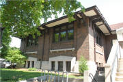 Prairie architecture in Belvidere, Illinois - Ida Library